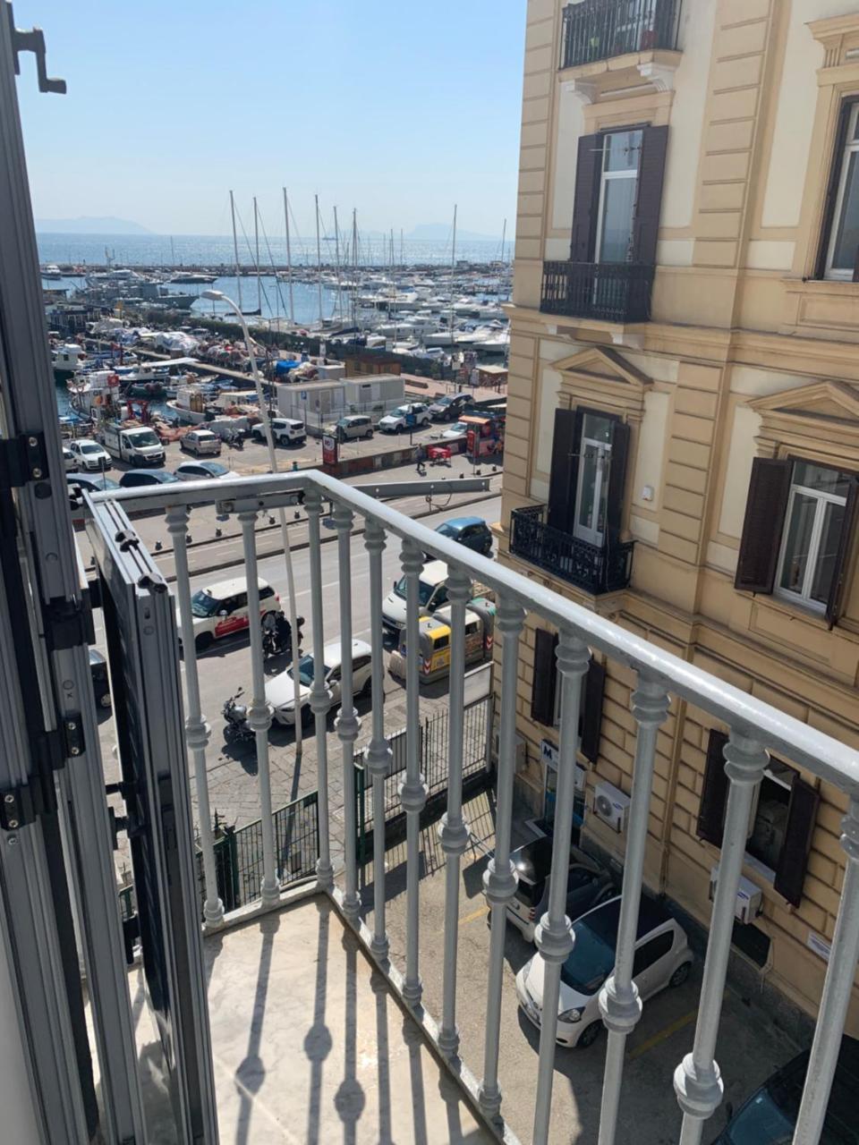 Hotel Ausonia Napels Buitenkant foto