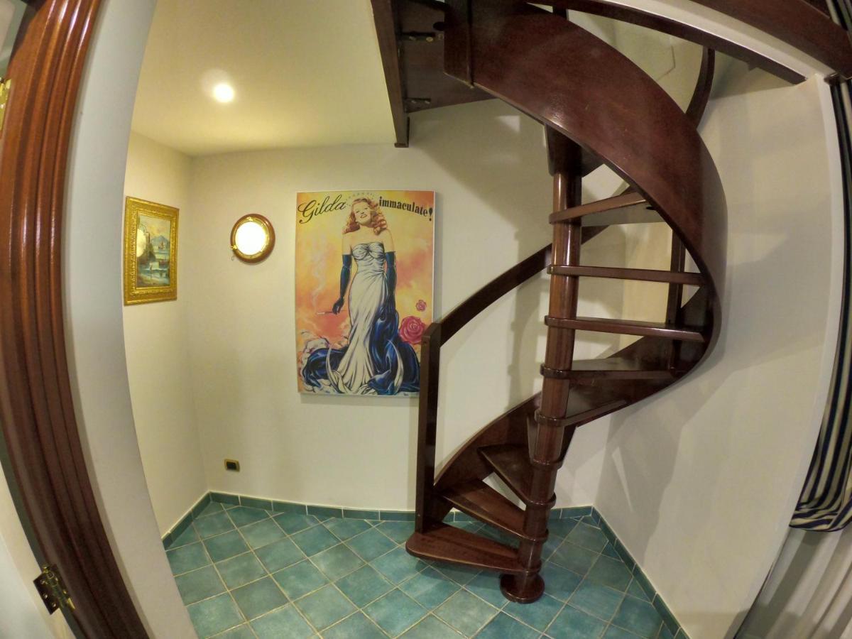 Hotel Ausonia Napels Buitenkant foto